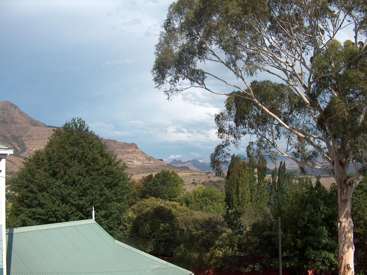 The Courtyard Guest House Clarens Exteriér fotografie